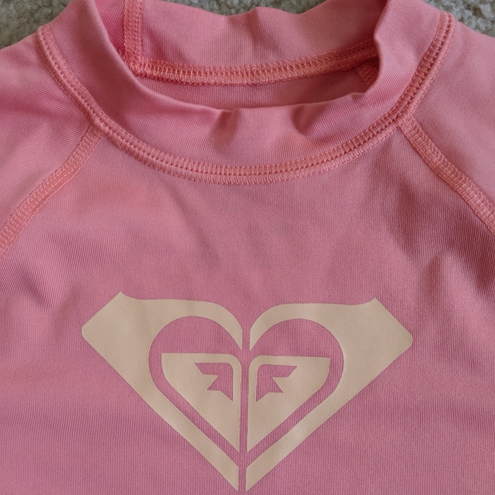 Roxy Women's Rash Guard - Picture 3 of 4
